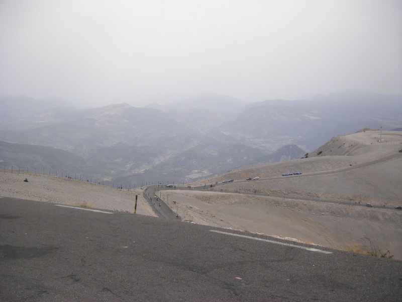 kahler Ventoux über der Baumgrenze